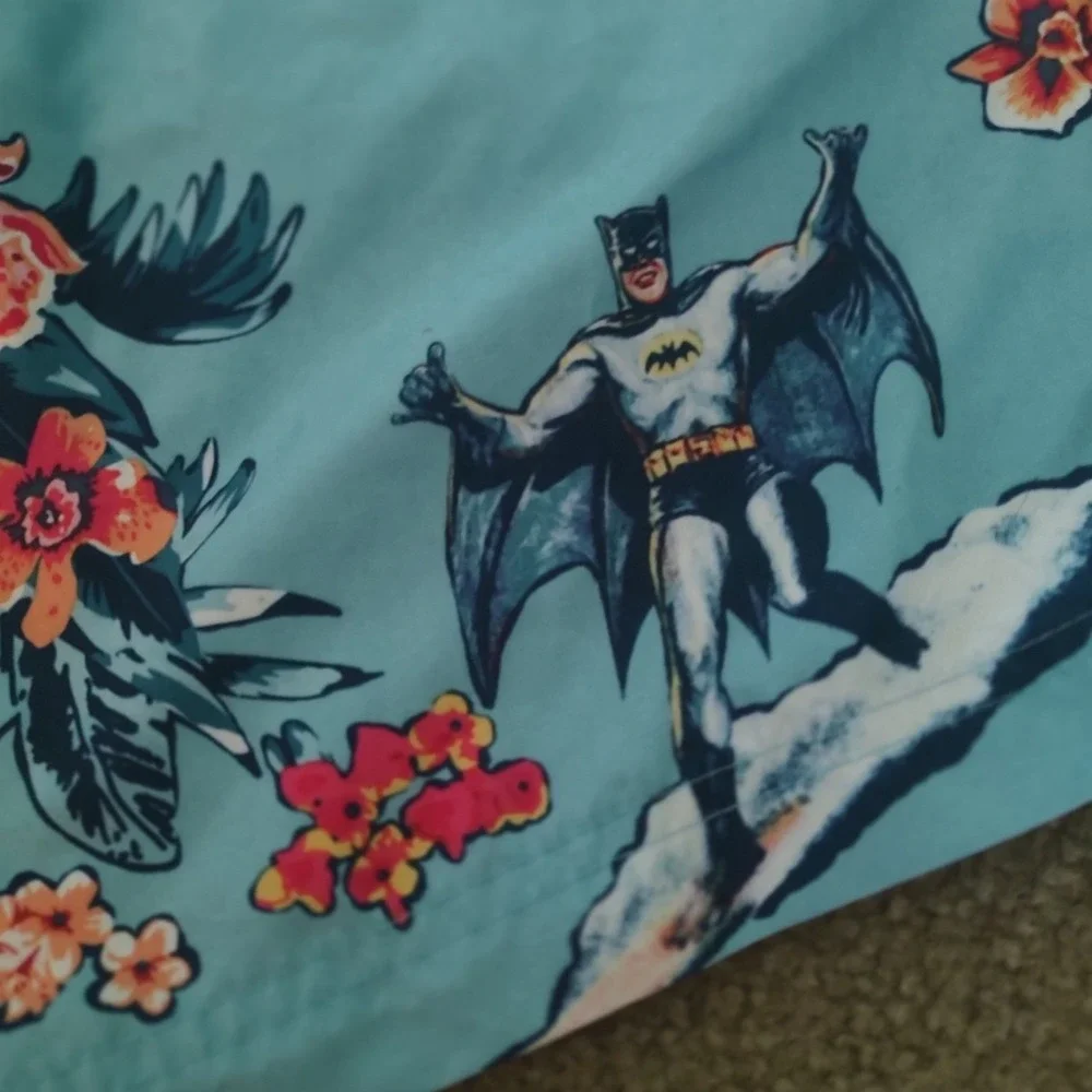 Batman Swim Trunks Mens‎ Medium Teal Blue Excellent Surfing Robin Floral Shorts